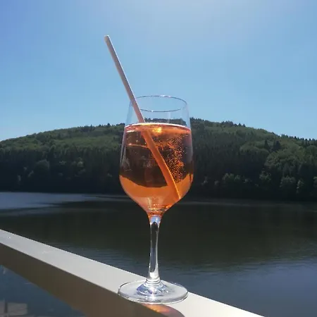 Eifelhaeuschen Am 펜션 Biersdorf