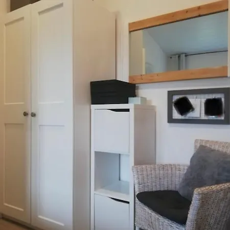 Eifelhaeuschen Am 펜션 Biersdorf