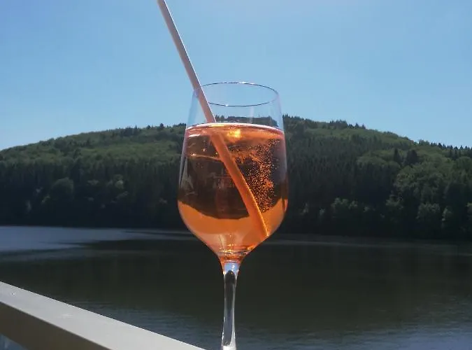 Eifelhaeuschen Am 펜션 Biersdorf